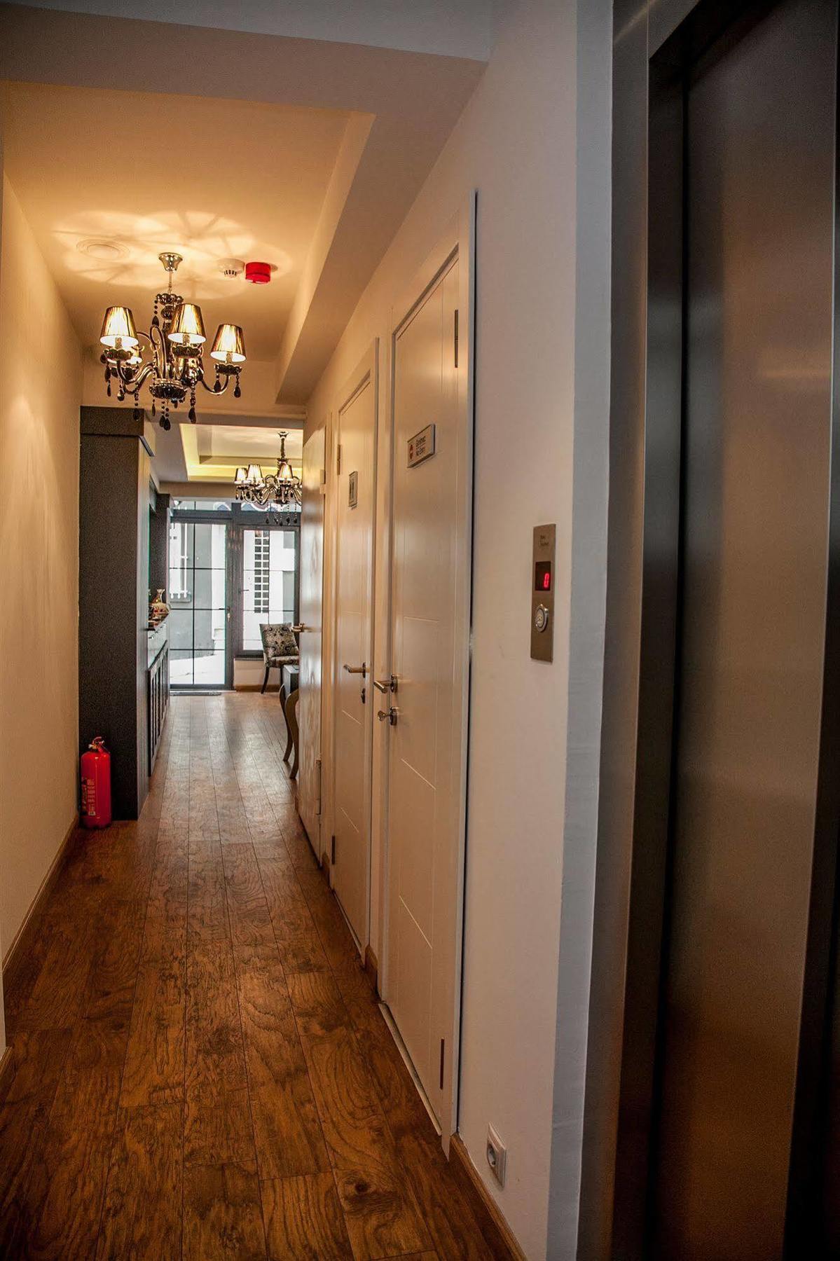 Lucis Pera Hotell Istanbul Exteriör bild